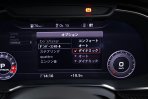 アウディ