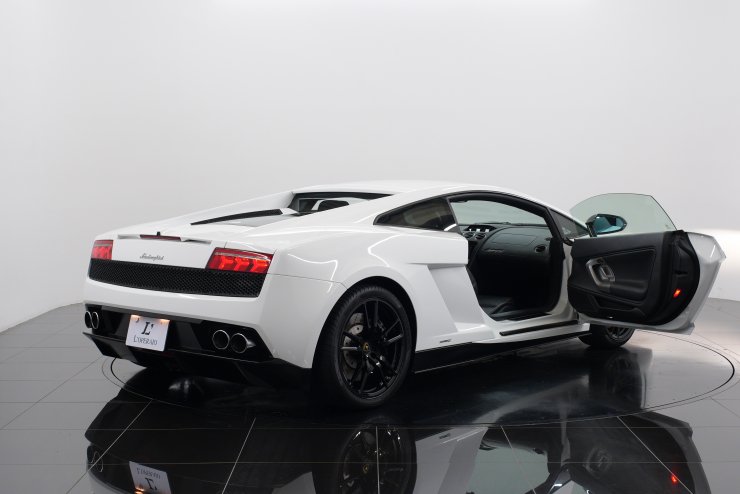 ランボルギーニ ガヤルド LP550-2 eギア 19インチ鍛造アルミ フロント