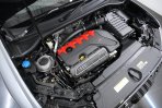 アウディ