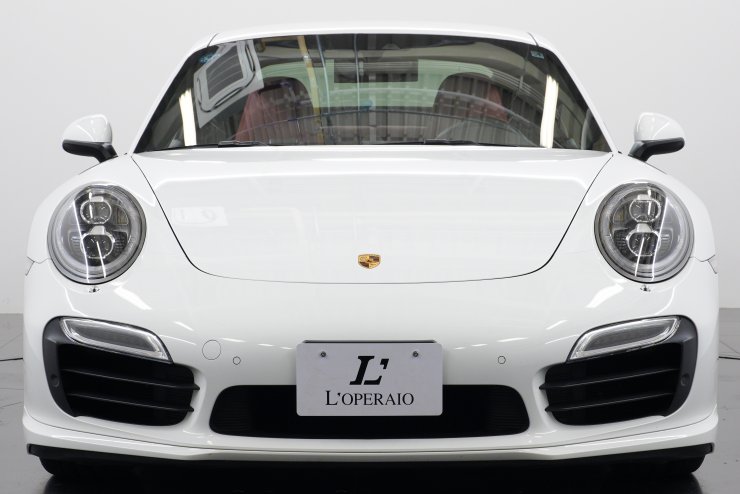 ポルシェ 911(Type991) ターボS PDK 20インチ鍛造アルミ PCCB PDCC