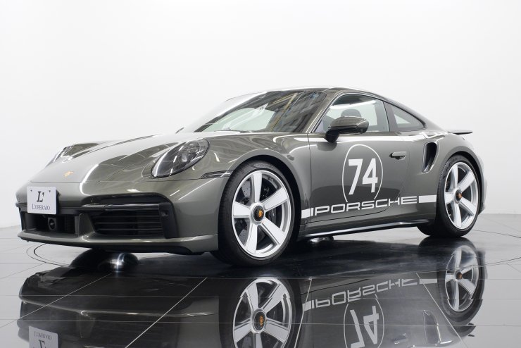 ポルシェ 911(Type992) ターボ 50イヤーズ PDK 左ハンドル 走行70km