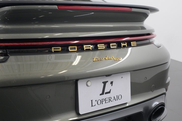 ポルシェ 911(Type992) ターボ 50イヤーズ PDK 左ハンドル 走行70km
