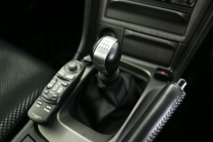 日産 スカイラインGT-R 2.6 VspecⅡ Nür 4WD R34 限定1000台