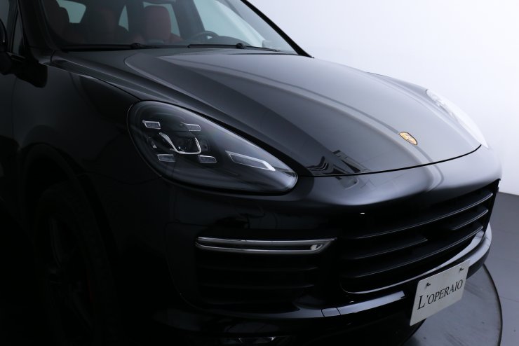 ポルシェ カイエン(Type958) Turbo Tip-S SportChronoPKG 後期モデル 1