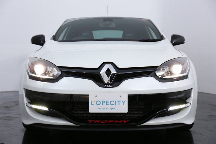 ルノー メガーヌ R.S273 TROPHY-Ⅱ 150台限定(白25台限定) 専用RECARO