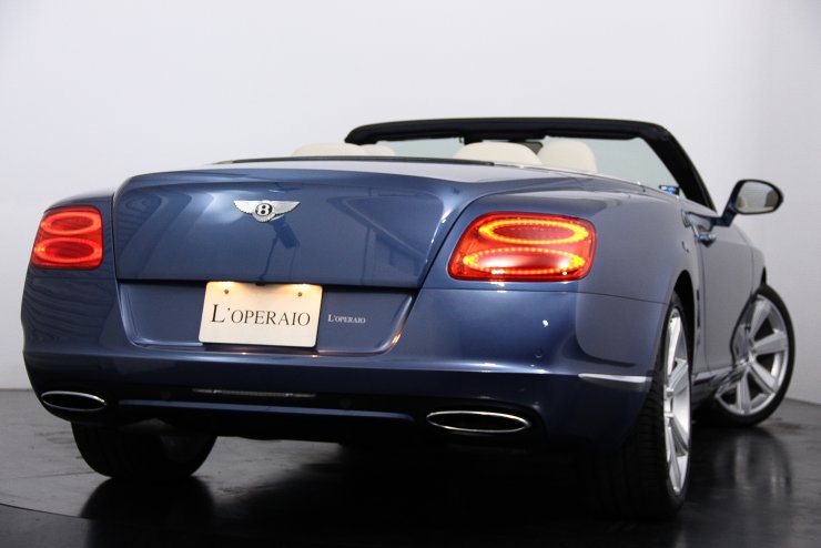 Bentley ベントレー 純正　灰皿 新着！妙～に嬉しいオプション「ベントレー灰皿」！ | シーザー