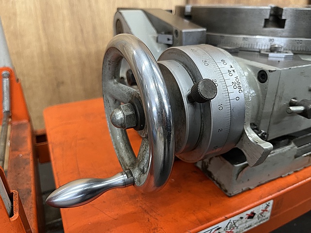 津田駒 傾斜円テーブル TT-300