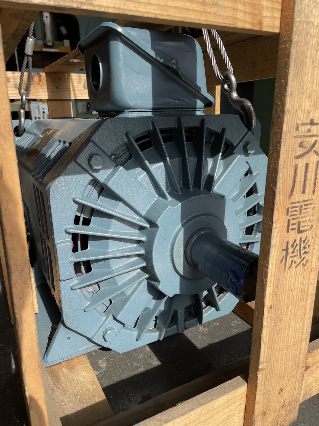 安川 VSモーター 30kw