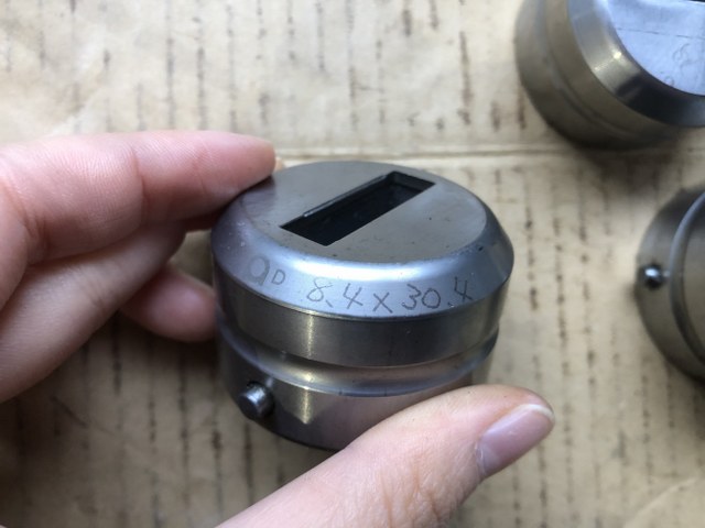 アマダ/AMADA タレパン金型(ダイ)3個 タレパン金型(ダイ)3個
