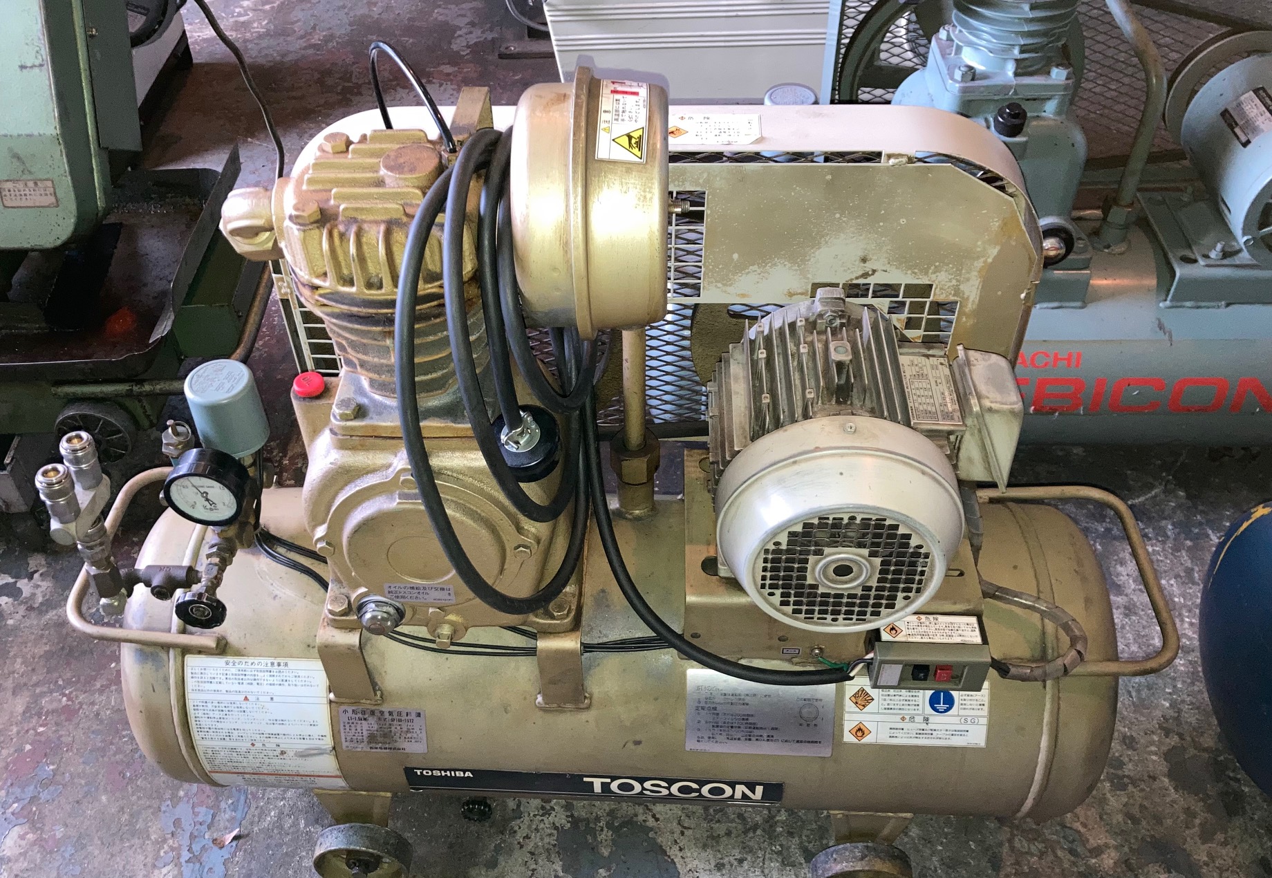 東芝 1.5kWエアーコンプレッサー SP10D-15T2 | マシンライフ 