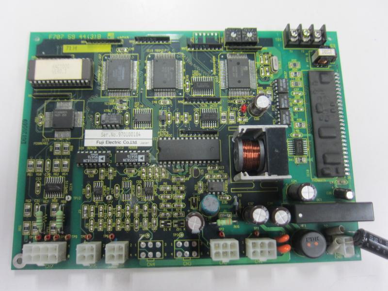 安川電機 YASKAWA ELECTRIC サーボパック SERVOPACK CACR-SR 安川電機 YASKAWA ELECTRIC サーボパック SERVOPACK CACR-SR
