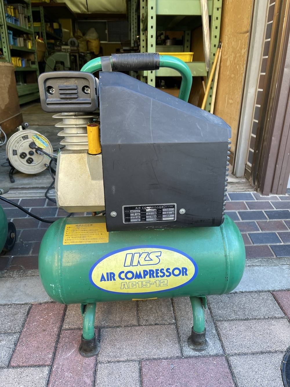 岩田塗装 エアーコンプレッサー SP-07CPB | マシンライフ