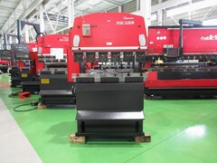 アマダ プレスブレーキ(ベンダー) RG-35S