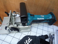 MAKITA 充電式　ジョイントカッター　18V　 新古品 MODEL::PJ180D