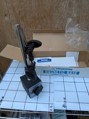  マグネットスタンド　 新古品 