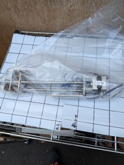  リニアモーションガイドレール　 新古品 