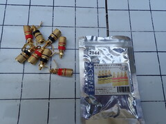   Φ4mm  バナナプラグ対応　赤・黒　 新古品 