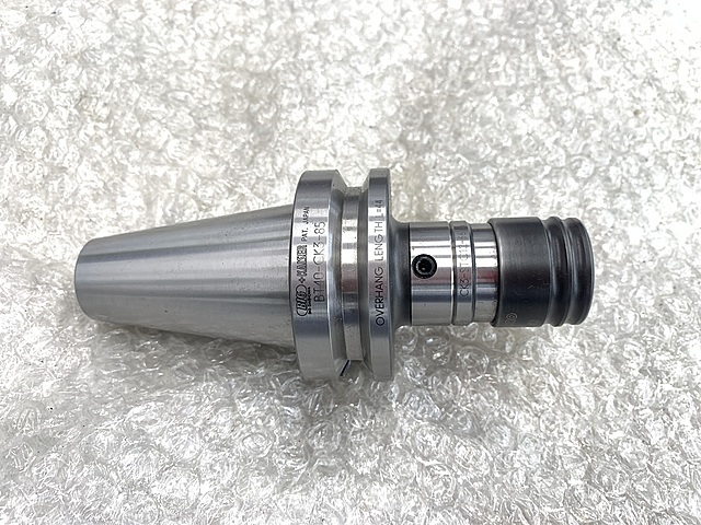 BIG シンクロタップホルダー BT40-CK3-85
