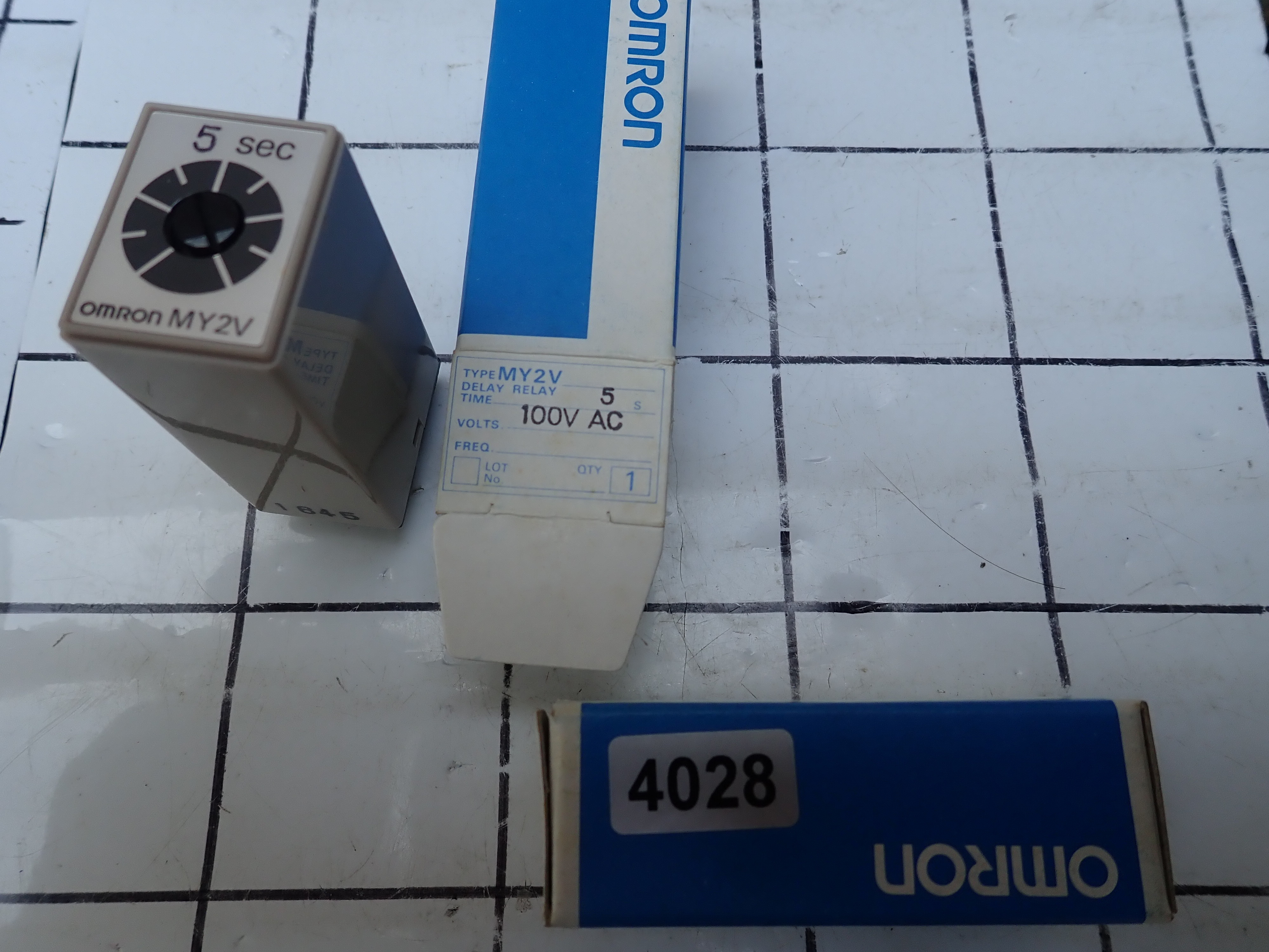OMRON MY2Vディレりれータイマー　 新古品 