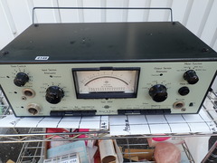   Bruel & Kide Type 2606 Power Amplifier　 新古品 