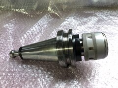 日研/NIKKEN ミーリングチャック 【ミーリングチャック】BT50-C32-105