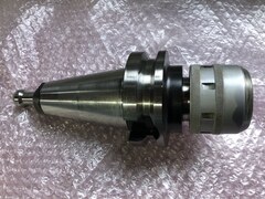 日研/NIKKEN ミーリングチャック 【ミーリングチャック】BT50-C32-105