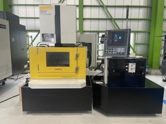 FANUC ワイヤー放電加工機 α-C600iB