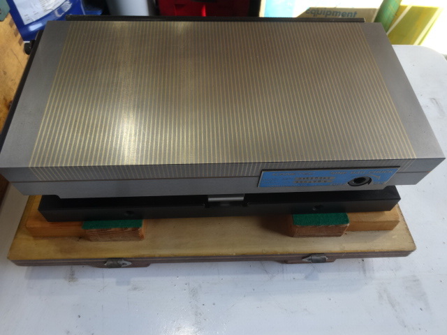 カネテック 単式永磁サインバーチャック SBP-R1530S-B