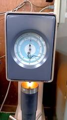 明石製作所 ロックウェル式硬さ試験機 AR-10