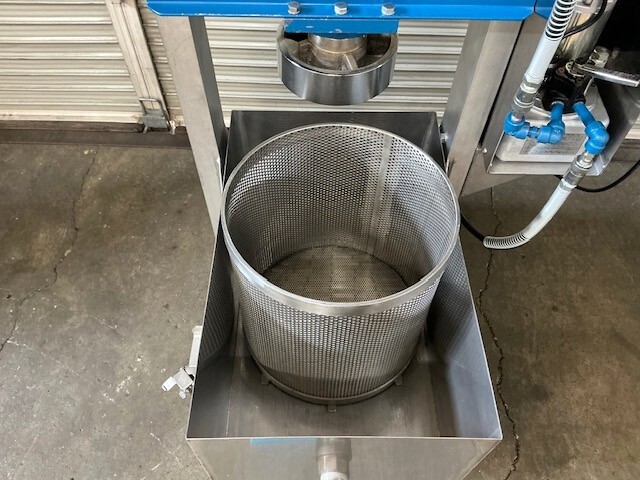 中井機械工業 圧搾機（油圧搾り機） 