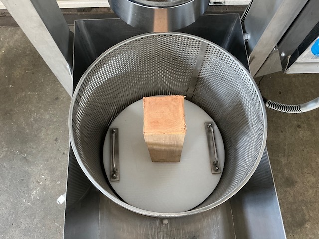 中井機械工業 圧搾機（油圧搾り機） 