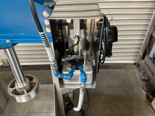 中井機械工業 圧搾機（油圧搾り機） 