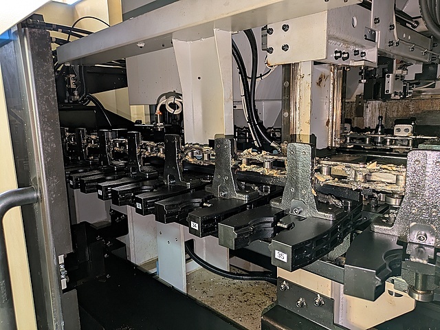 牧野フライス製作所 立型マシニングセンター V77