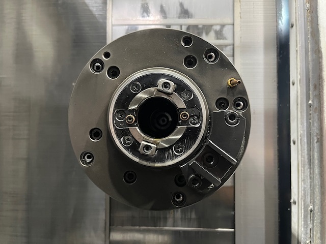 森精機製作所 横型マシニングセンター NH4000