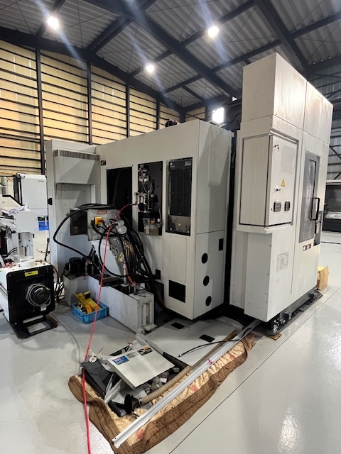 森精機製作所 横型マシニングセンター NH4000