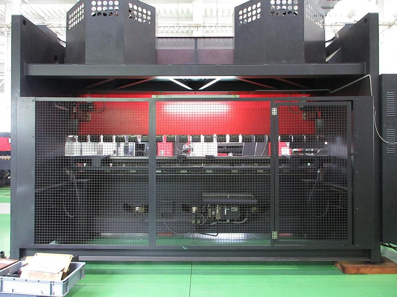 アマダ プレスブレーキ(ベンダー) HDS-2204NT