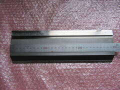 不明 ベンダー金型 長300