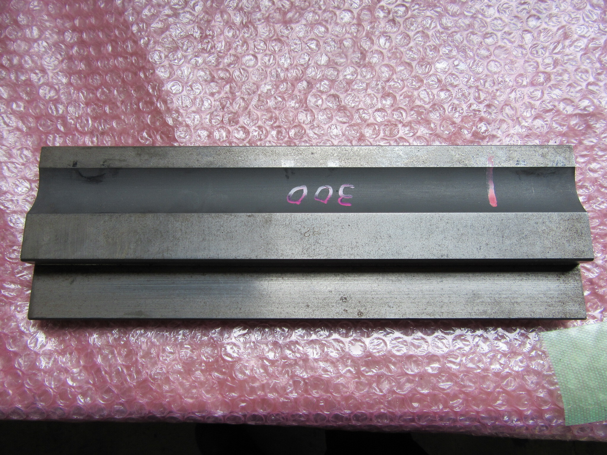 不明 ベンダー金型 長300