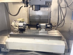 森精機 立マシニング NV5000A/40
