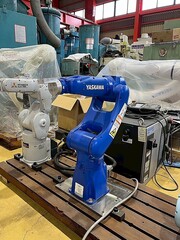 安川 ロボット MOTOMAN-GP8