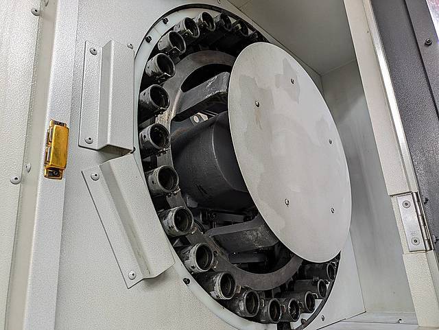 森精機 立型マシニングセンター NV5000α1A/40