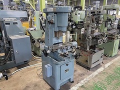 牧野フライス製作所 立フライス盤 MH-20