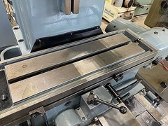 牧野フライス製作所 立フライス盤 MH-20