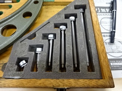 MITUTOYO｜ミツトヨ 替アンビル式外側マイクロメーター OMC-300
