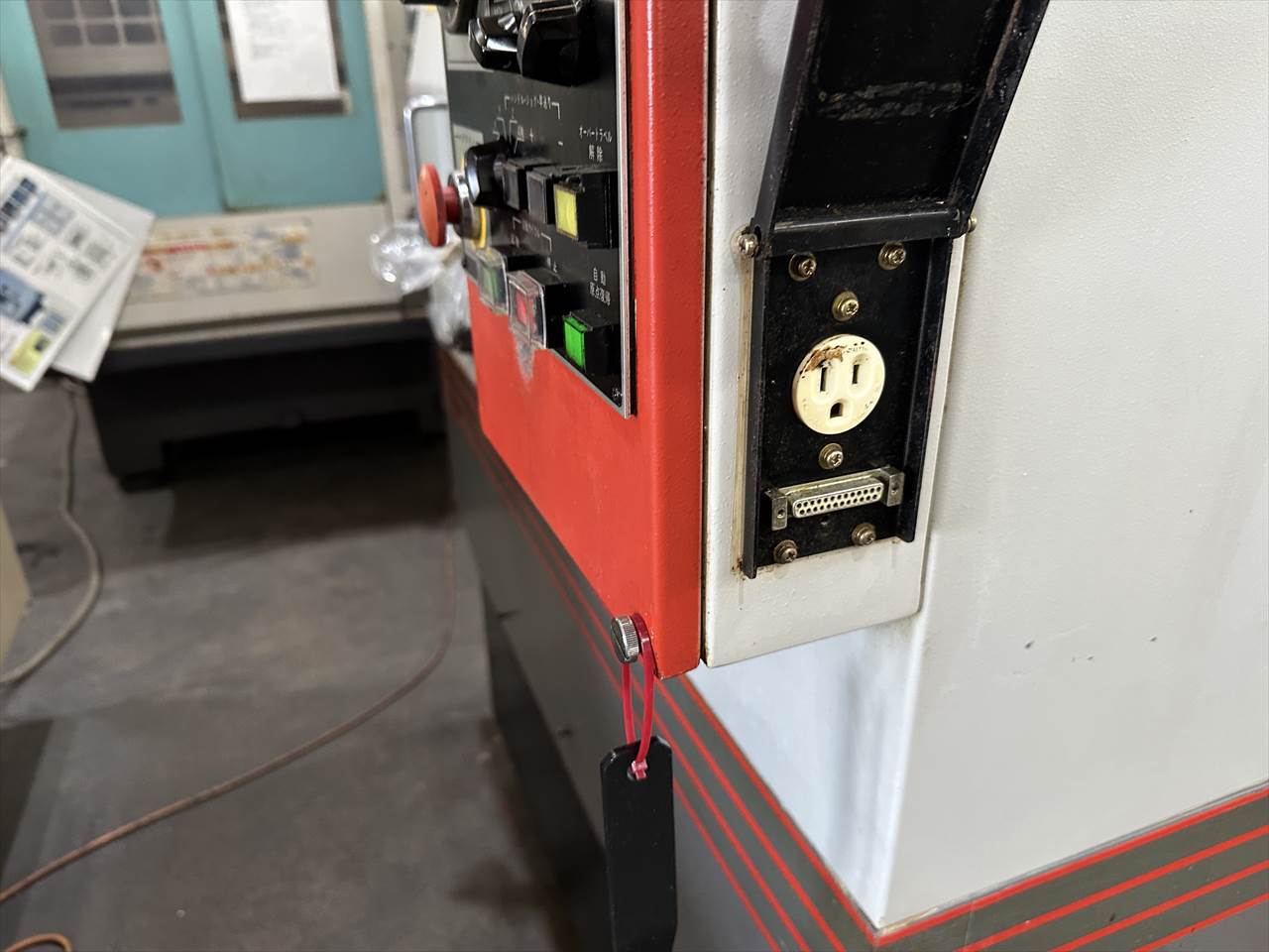 キラ 立型マシニングセンター(BT30型) VTC-30