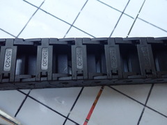  ケーブルベア(コナジーチェーン)　 新古品 