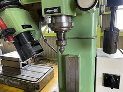  センター穴研削盤 