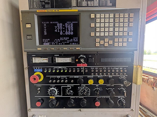 三井精機 横型マシニングセンター HU63