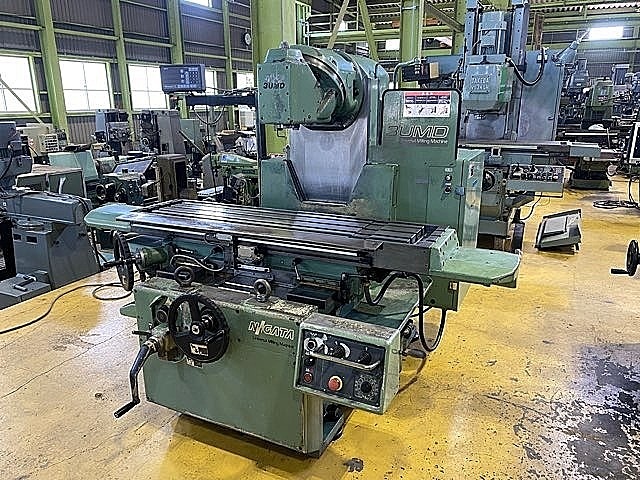 新潟鉄工 万能フライス 3UMD