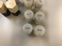 不明 ピンゲージ φ10.00～10.65　※ケース汚れあり